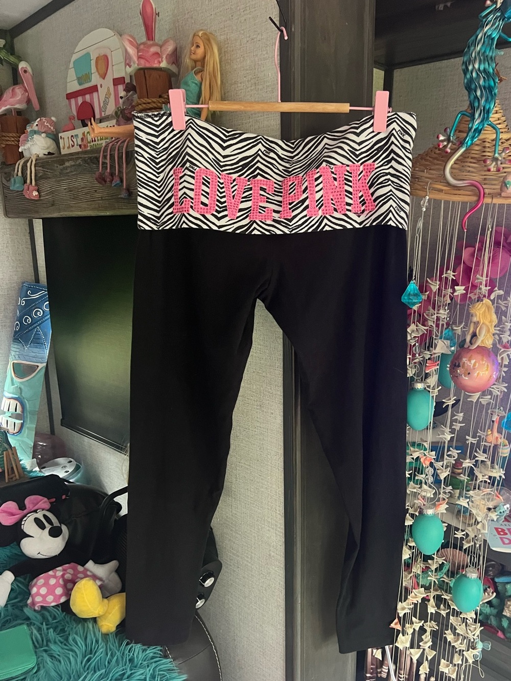 VS Pink Leggings